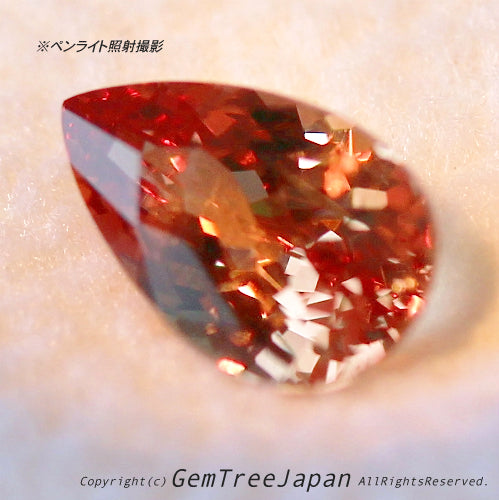 透明キラキラなカラーチェンジガーネット0.90ct