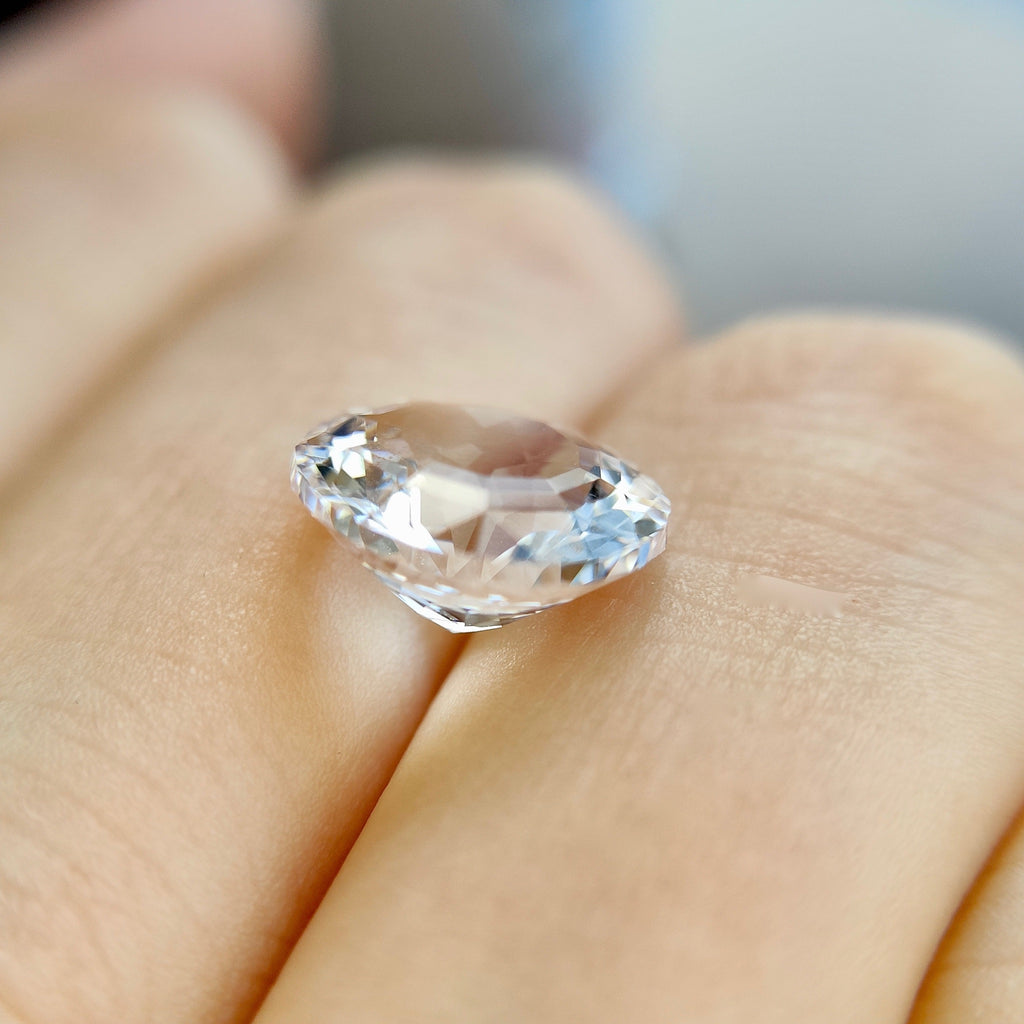 専用【このカットの在庫は底】ダンビュライト2.662ct | netrockgroup.com