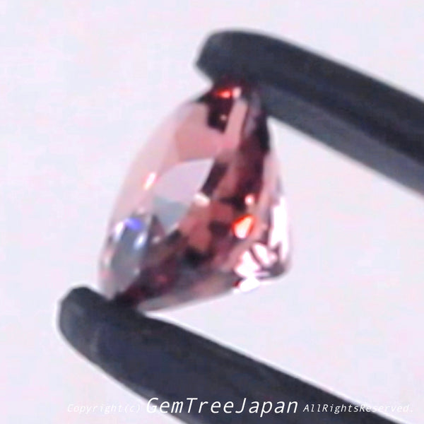 これはカナリ綺麗で面白い❗️タンザニア産スピネル1.190ct✨週末の夜なので『真夜中だけのタイムSALE⏰』を発動しちゃいます😏