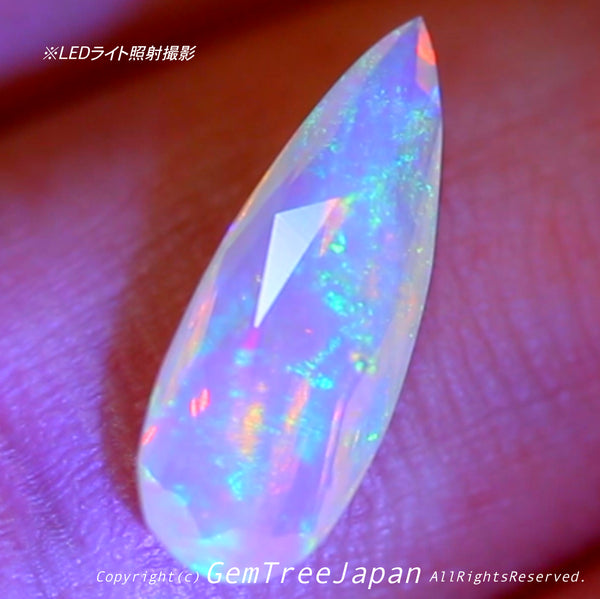 楽しさと綺麗さを兼ね備えたオーストラリア産オパール🌈✨"アディダス作"1.245ct💎
