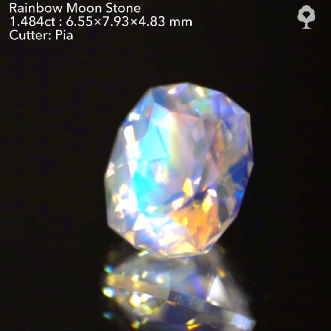 【お客さま専用】ほんのりピンクの地色に虹がかかる🌈レインボームーンストーン1.484ct✨ピアッちゃん作品