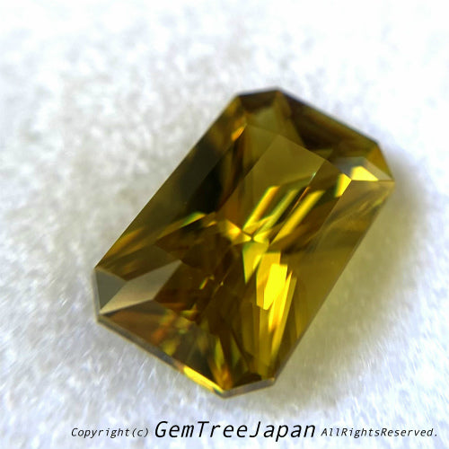 【“みどりの日”特別オークションその２】“こんなスフェーン見たことない”マダガスカルスフェーン1.51ct💎ゲオ先生作品