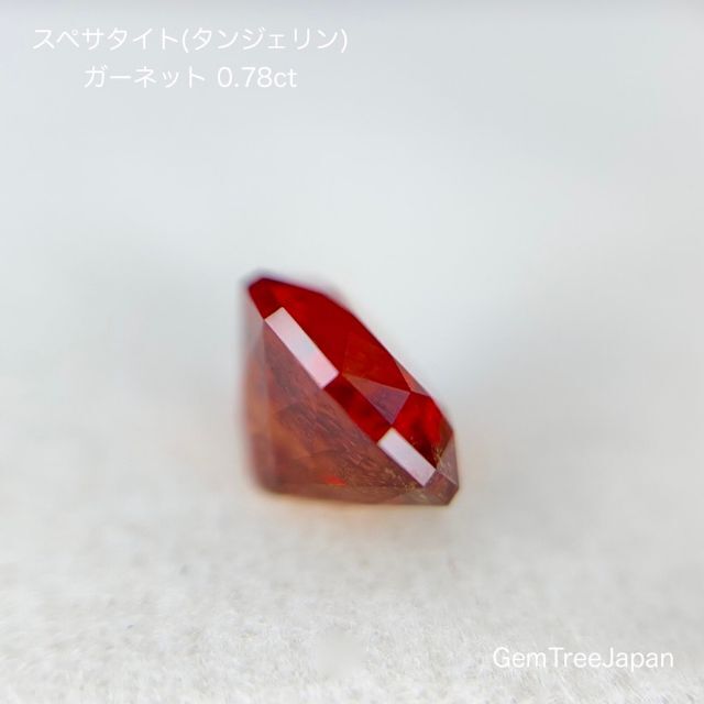 【SOLD OUT】【２４H日替特価】🧡ホロインクルがキラリ✨タンジェリンガーネット0.78ct