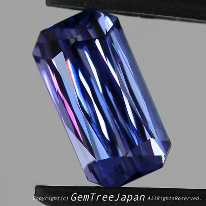 完成直後の興奮からまさかのオークション出品❗️非加熱タンザナイト2.202ct💎✨こちらはGemTree名物の“時短オークション”7月7日(火曜日)20:00終了です⏰