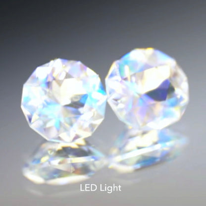 「12角形」で仕上げた奇跡の2個セット🌈🌕💎レインボームーンストーン0.823ct & 0.863ct✨ピアッちゃん作品✌️