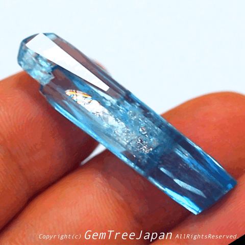 バイカラーアクアマリン✨色も形もインクルも魅力満載の一本です❗️