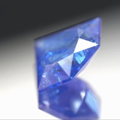 キレイじゃないけどメチャ可愛い💎宝石形タンザナイト6.56ct💎ピアッちゃん作品👍GTJ名物【HPオークション】こちらはクーポンはごめんなさい🙏