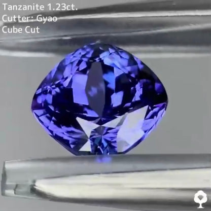 【お客さま専用】花のような煌めきを放つ多色性感じる美色クッションタンザナイト 1.23ct  ゲオちゃん作品【Cube Cut】20ZBご利用価格