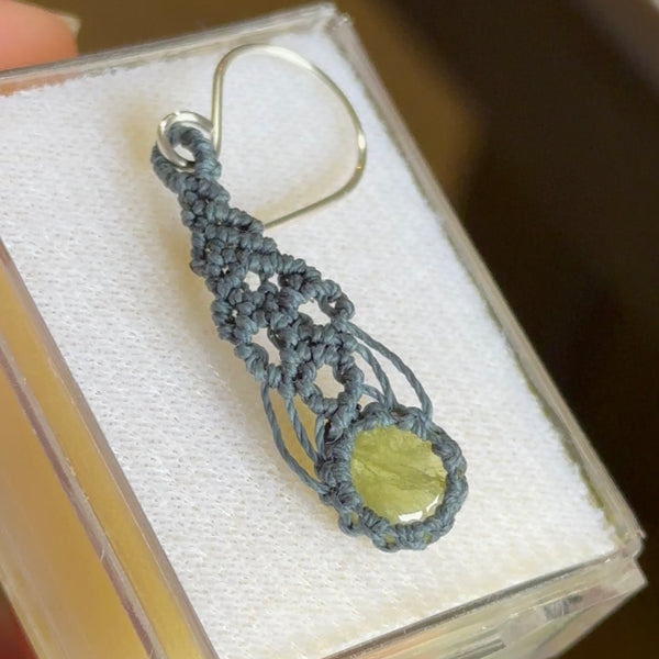 マクラメピアスが登場！スフェーン 1.72ct ★watariさんマクラメ作品🌉★【3ZBご利用可】