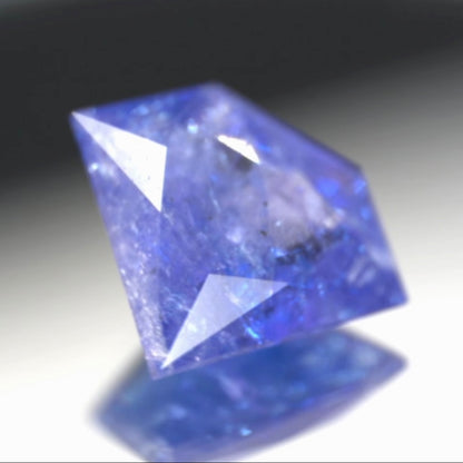 キレイじゃないけどメチャ可愛い💎宝石形タンザナイト6.56ct💎ピアッちゃん作品👍GTJ名物【HPオークション】こちらはクーポンはごめんなさい🙏