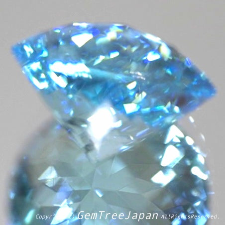 すんげえ輝き✨ピアッちゃん作“くらら＆ダリア”カット💎ブルートパーズ6.61ct