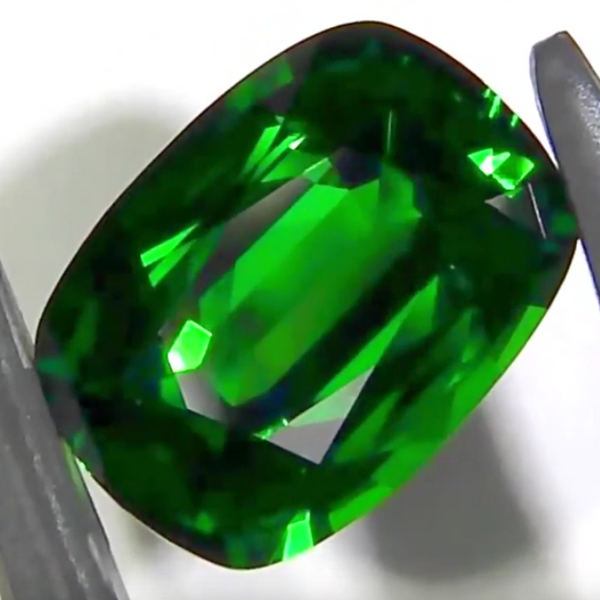 ツァボライト2.132ct✨アディダス作品✨12/8 Live配信商品💎🌳⚡️