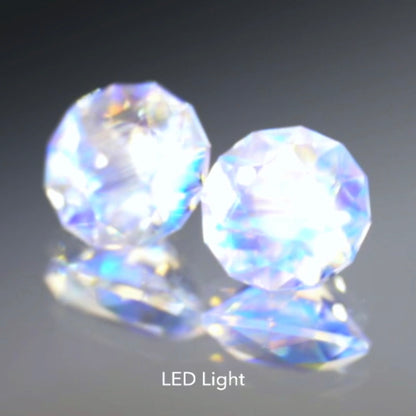 「12角形」で仕上げた奇跡の2個セット🌈🌕💎レインボームーンストーン0.823ct & 0.863ct✨ピアッちゃん作品✌️