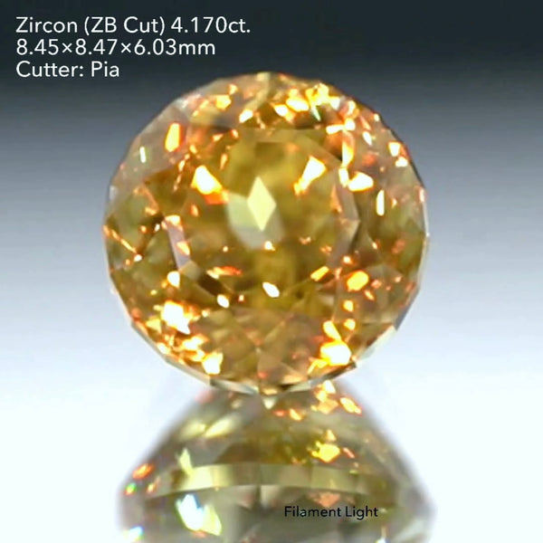 ナント20角形❗️ラウンドカット＆ゴールドの王道感あるキラメキ✨テーブル周りに10個の宝石形が浮かび上がるジルコン4.170ct【ZBご利用無制限】
