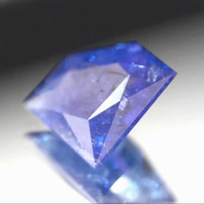 キレイじゃないけどメチャ可愛い💎宝石形タンザナイト6.56ct💎ピアッちゃん作品👍GTJ名物【HPオークション】こちらはクーポンはごめんなさい🙏