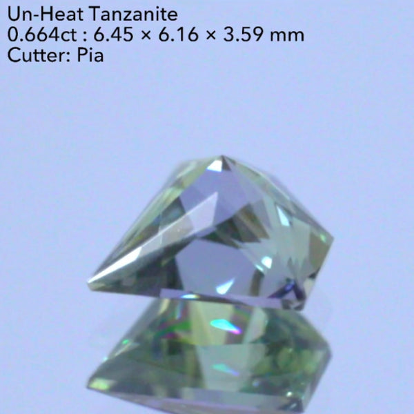 ついに出たァ〜‼️美しき“宝石形”の非加熱ゾイサイト(タンザナイト)0.664ct💎ピアッちゃん作品✨
