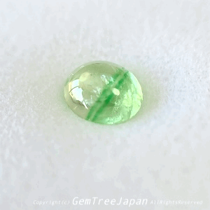 リューコガーネットの中に走る２本のグリーンライン✌️バイカラーグリーンガーネット0.60ct✨11/16Live配信商品⚡️吉村作品💎