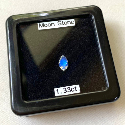 ムーンストーン(スクリュー)1.33ct💎レイちゃん作品