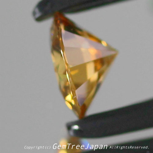 放射状に拡散される美しい輝き✨ゲオちゃん作品💎イエロー系ジルコン1.410ct👍【到着したての興奮特価】冷静さを取り戻し次第、通常価格へ変更😅
