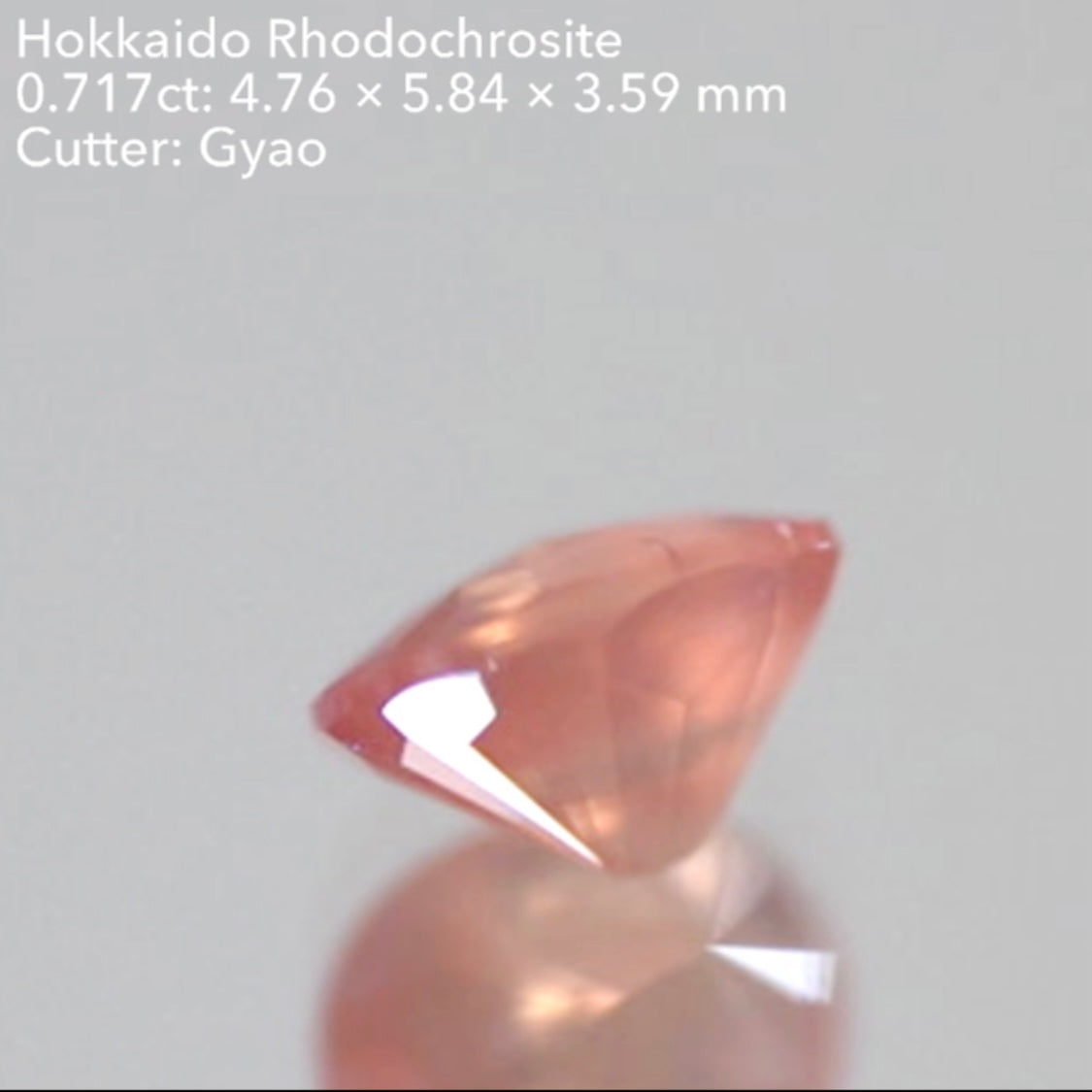 【SOLD OUT】大窓・小窓がついた新キューブカット🎁北海道産ロードクロサイト0.717ct💎ゲオちゃん作品