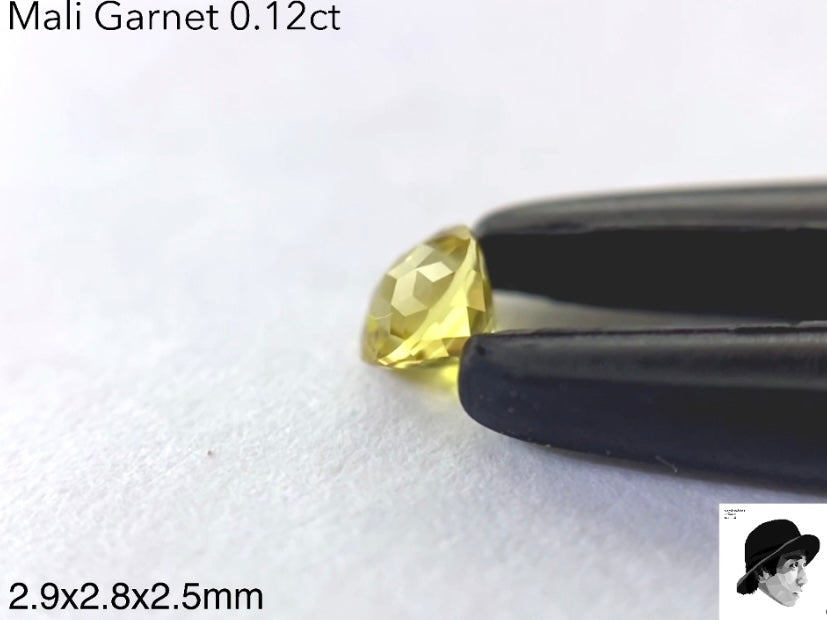 🍯世界に一つ❗️(今現在)『“虹”入りラウンドキューブスター』🌈マリガーネット0.12ct💎ゲオ先生作品✨GW特別価格❗️❗️【5/5YouTubeライブご紹介作品】