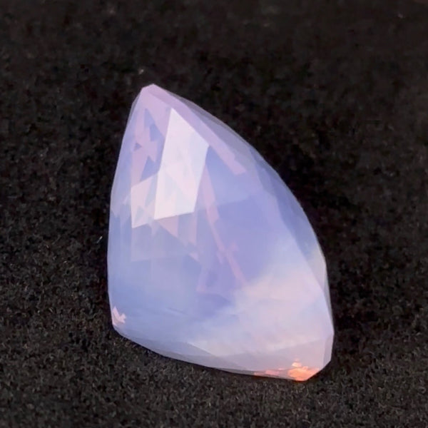でっかわいい！ファンシーペアシェイプのミルキーアメジスト 26.36ct