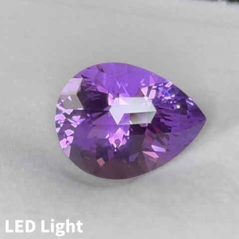 ゲオちゃんのペアシェイプも可愛いんです！コロンとしたペアシェイプアメジスト 11.27ct　キューブカット