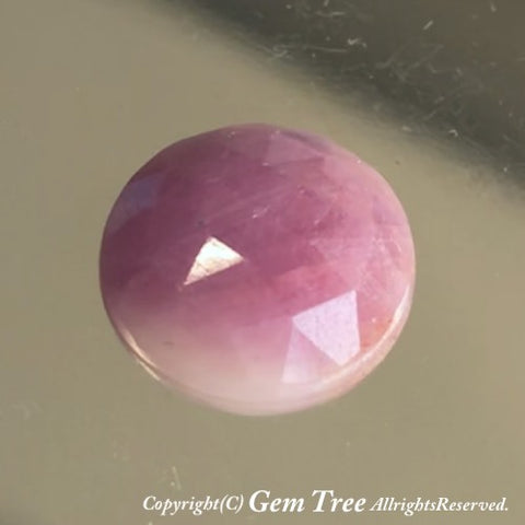 おはじきのようなビルマ産非加熱サファイア7.826ct