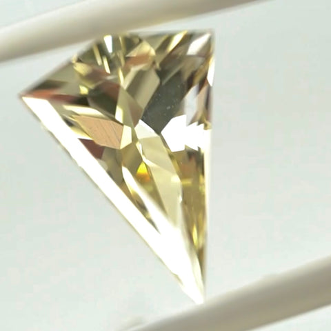 キリッとラブラドライト2.43ct💎師匠作品