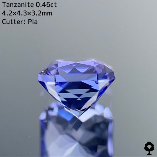 パープル強めのラベンダーカラーの細やかな煌めき★タンザナイト 0.46ct ピアッ作品