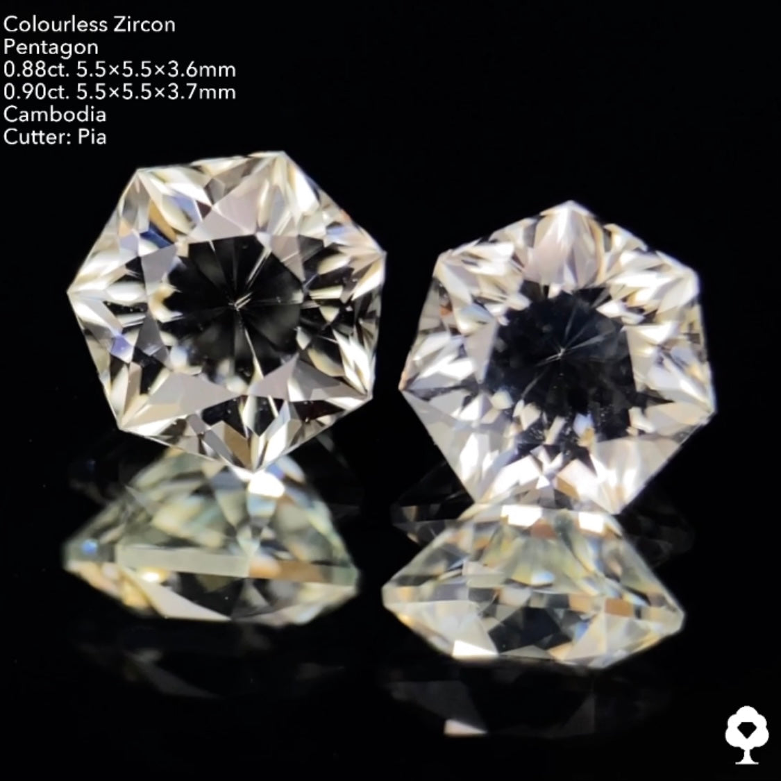 【SOLD OUT】カラーレスジルコンジルコン 0.78ct. / 0.85ct. 2個セット計1.63ct ピアッちゃん作品